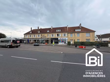 location locaux professionnels 2 pièces 34.5 m² à ouistreham (14150)  756 €