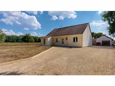 maison dornes 4 pièce(s) 95m2