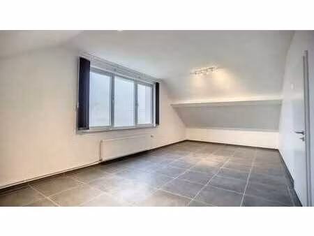 agréable appartement à louer à arlon