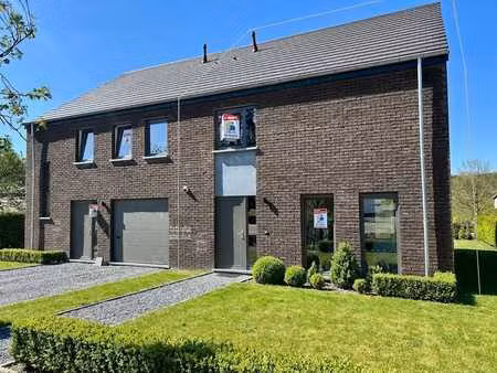 maison neuve 3 façades à forrières