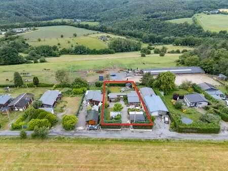 chalet rénové avec vue à yvoir