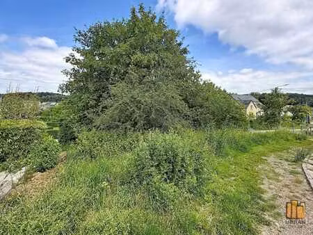 joli terrain à bâtir / 4 20a / situation idéale