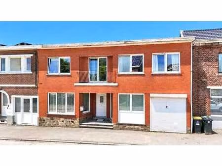 vaste maison avec jardin! idéal profession libérale!