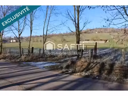 terrain 3079 m2