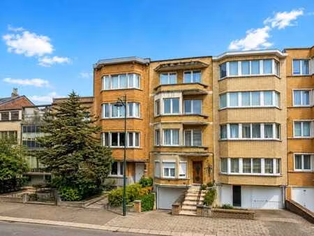appartement 2ch dans petit immeuble