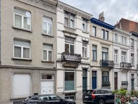 tenbosch - châtelain: magnifique maison de 4 chambres