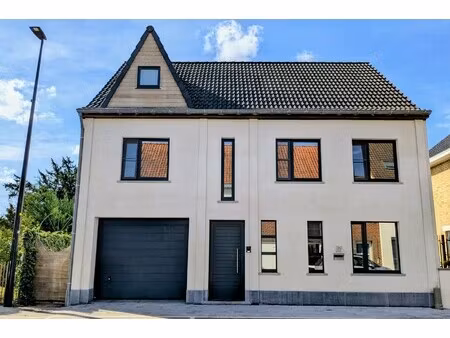 huis te koop in ruiselede met 4 slaapkamers