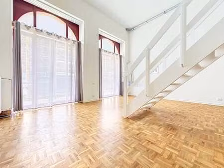 beau duplex renove 2 chambres non meuble - quartier europeen