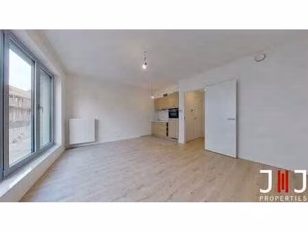 studio dans un quartier vivant