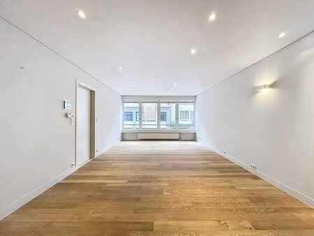 appartement de 2 chambres prêt à emménager dans le centre d