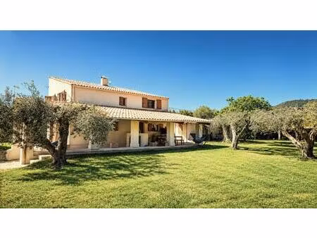 propriété de charme sur 5 000 m² zone ub