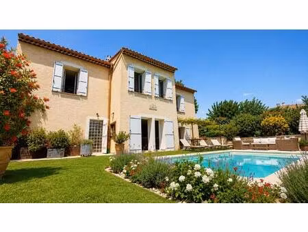 a draguignan  élégance provençale  volumes généreux et douceur de vivre