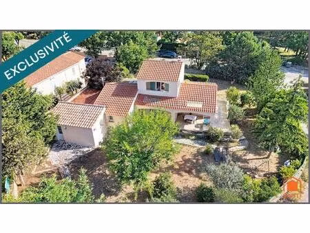villa de 105m² sur 915m² de terrain clos