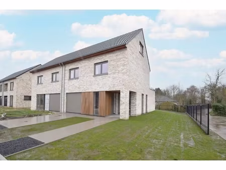 huis te huur in diksmuide met 4 slaapkamers