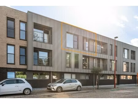 appartement te huur in stabroek met 2 slaapkamers