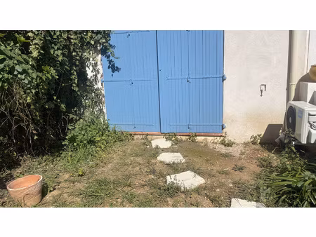 à louer : appartement en rez-de-chaussée avec jardin