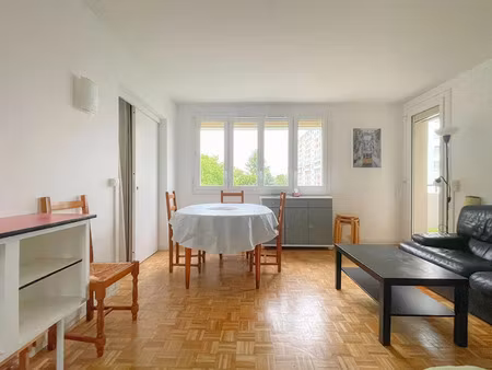 location meublée chambre 4 pièces 67.25 m² à angers (49000)  375 €