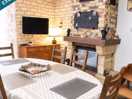 maison familiale au coeur du village.