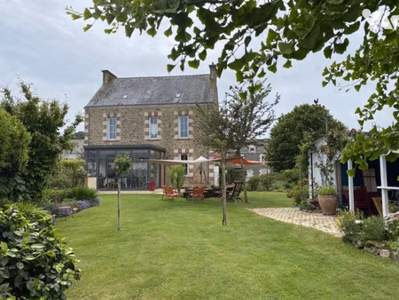 maison de luxe à vendre à saint-andré-des-eaux
