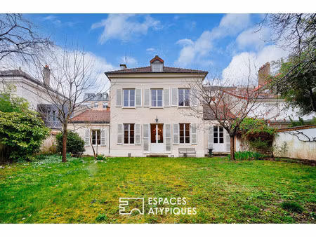 maison de luxe à vendre dans le quartier centre i