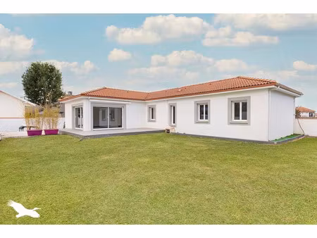 vente maison 5 pièces 119 m² barbazan-debat (65690)