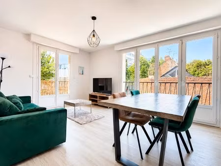 superbe t4 meublé avec terrasse – secteur gare