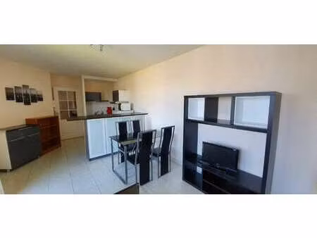 location appartement 2 pièces à rennes thabor (35000) : à louer 2 pièces / 38m² rennes tha