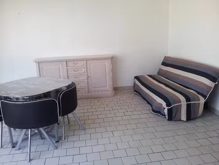 location appartement 4 pièces 52 m² à bordeaux (33000)