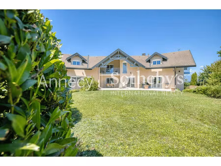 maison de luxe à vendre à chapeiry