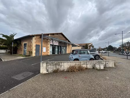 location commerce 195 m² à gujan-mestras (33470)