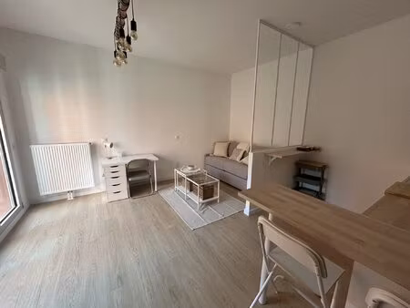 tres beau studio meuble - residence neuve