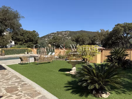 villa de luxe à vendre dans le quartier zone agricole et boisée