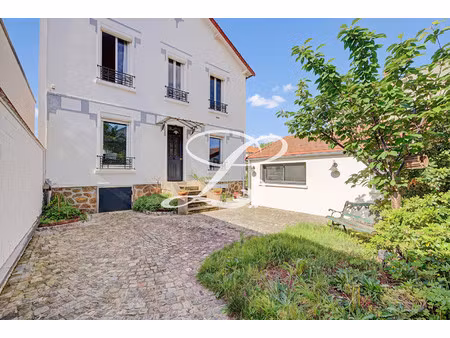 maison de luxe à vendre dans le quartier nord ouest