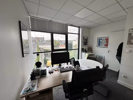 location bureau 105 m² à angers (49000)