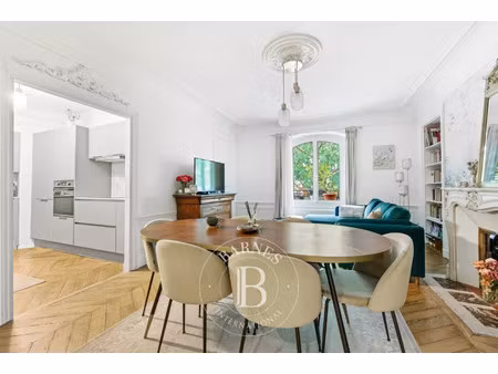appartement de luxe à vendre dans le quartier saint merri