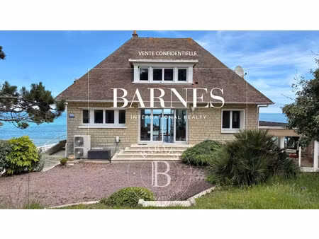 maison de luxe à vendre à arromanches-les-bains