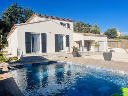 villa de luxe à vendre à ginasservis