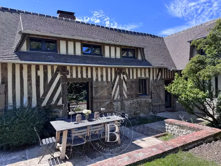 maison de luxe à vendre à beaumont-en-auge
