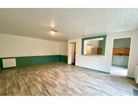 vente appartement 5 pièces 111 m² saint-méen-le-grand (35290)