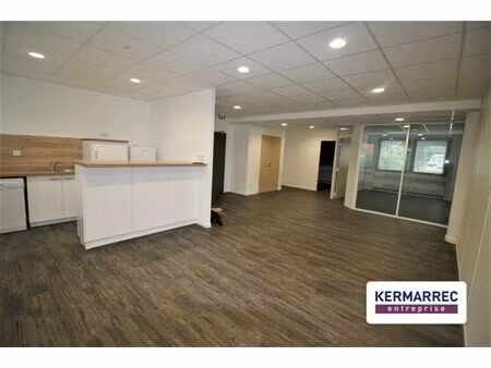 location bureaux 100 m² à 221 m²