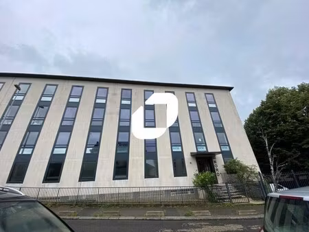 location bureaux 115 m²