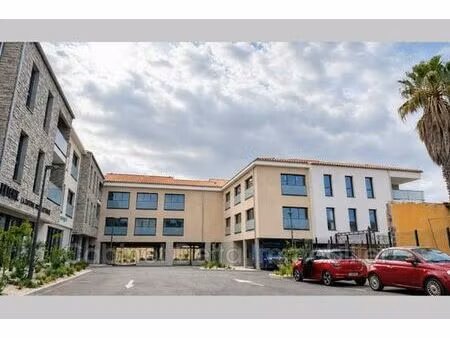 prestigieux bureau de 100 m2 en location - sanary-sur-mer  france