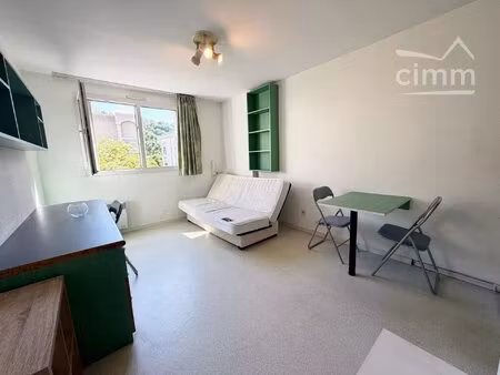 studio 20m2 avec place de parking