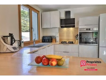 maison contamine sarzin 7 pièces-174 m2
