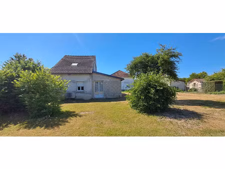maison rénovée 3 chambres à 8 minutes de méry sur seine