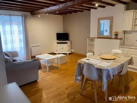 location maison meublé à graye-sur-mer (14470) : à louer meublé / 48m² graye-sur-mer