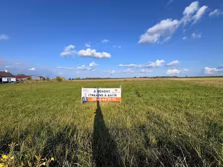 terrain à bâtir de 1176m²