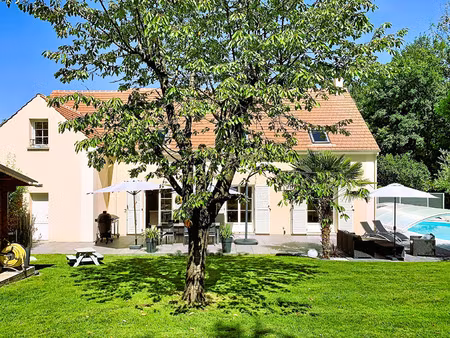 maison de luxe à vendre à orgeval