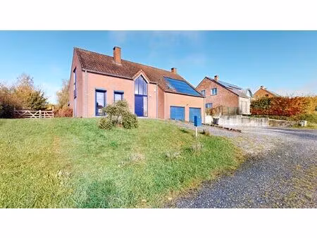 villa à louer à rue de binche 44 merbes-le-château (vbe37704)