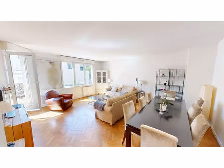 ile saint germain 3 pièces 74 m² immeuble moderne balcon parking cave